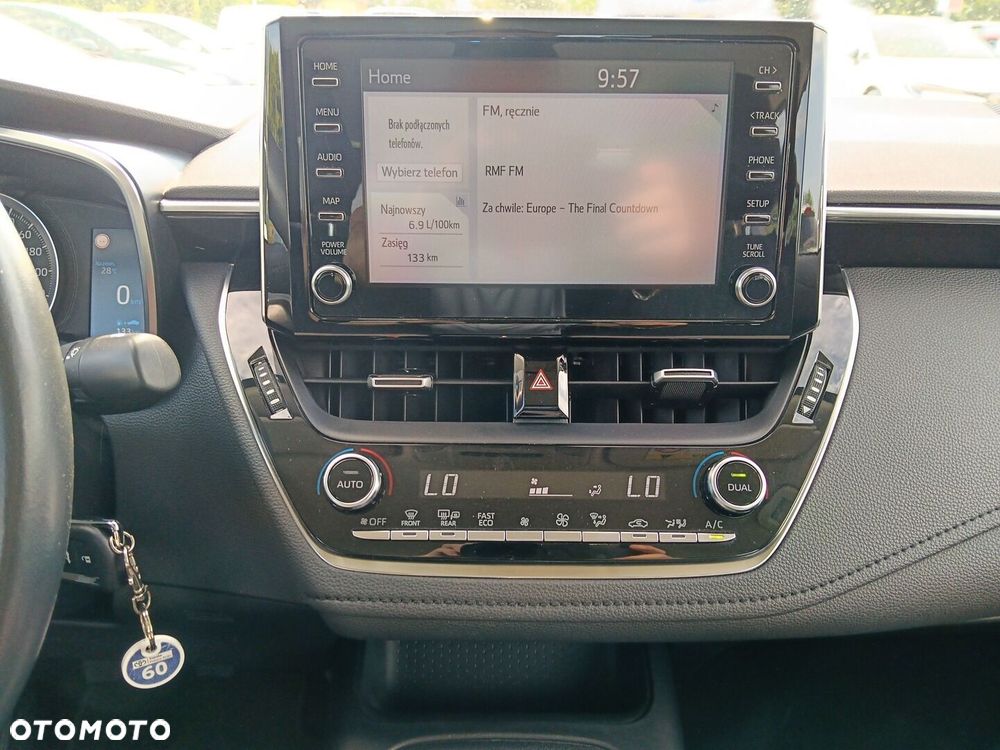 Toyota Corolla - 13