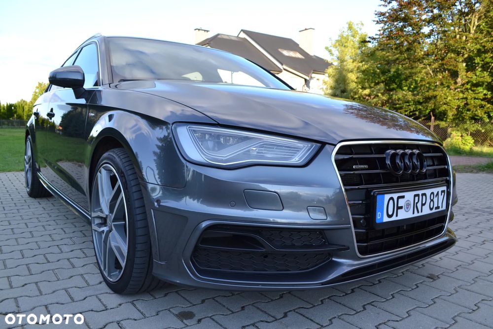 Audi A3 Sportback 2.0 TDI (clean diesel) quattro S tronic S line Sportpaket - 10