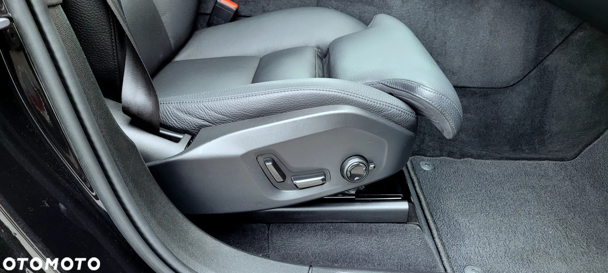 Volvo XC 60 T6 AWD Plug-In Hybrid Inscription - 33
