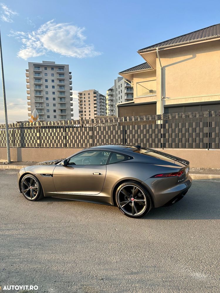 Jaguar F-Type - 5