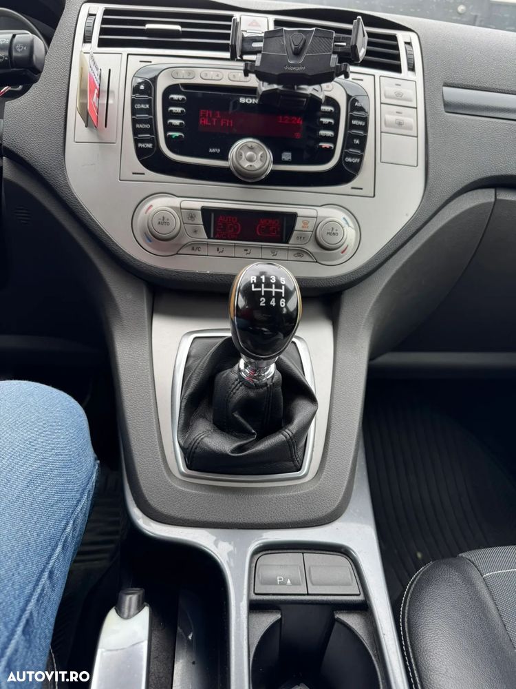 Ford Kuga 2.0 TDCi 4WD Titanium - 24
