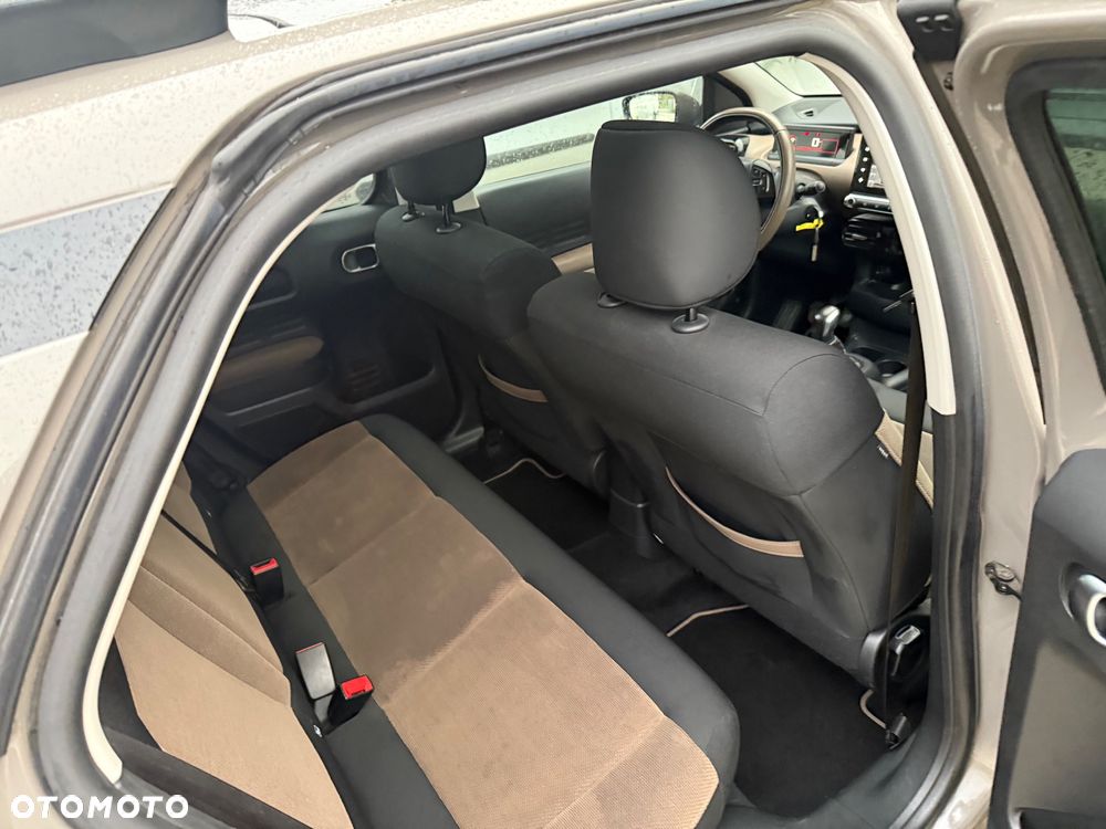 Citroën C4 Cactus 1.2 PureTech Shine S&S - 27