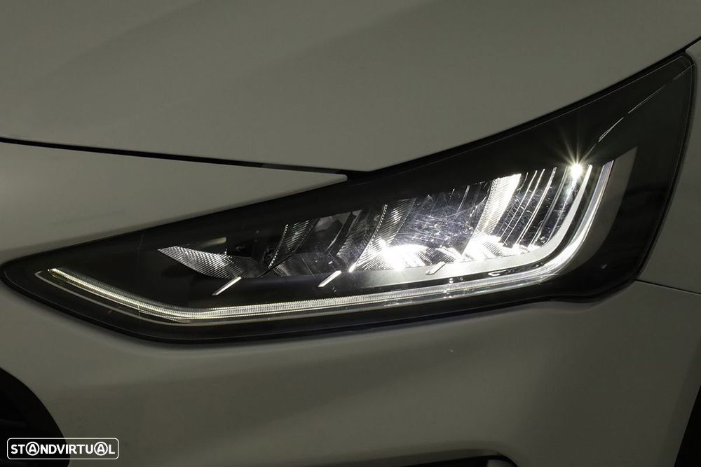 Ford Focus 1.0 EcoBoost MHEV ST-Line X Aut. - 6