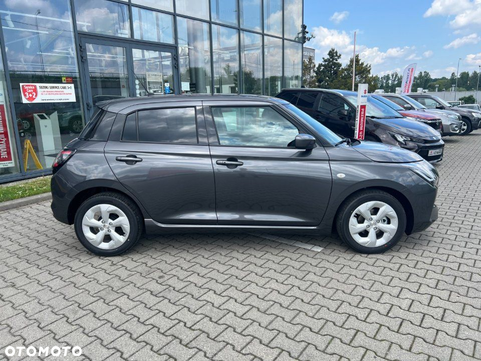 Suzuki Swift - 4
