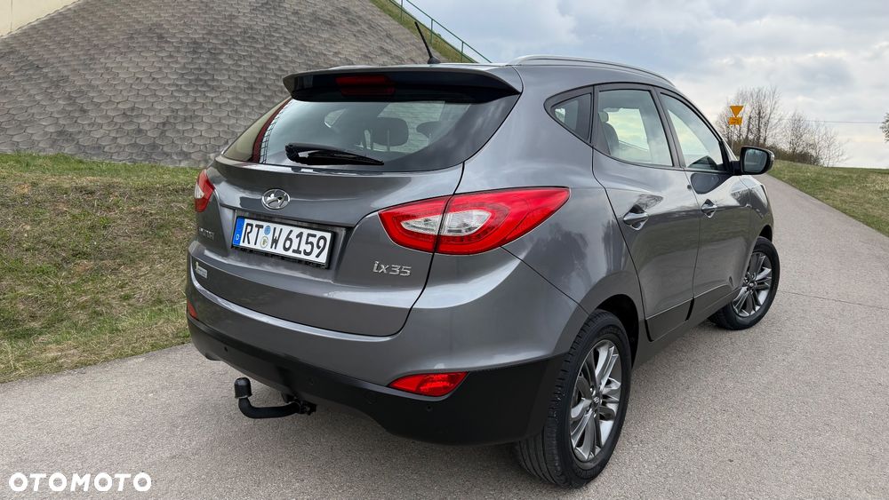 Hyundai ix35 1.6 2WD Fifa World Cup Edition - 2