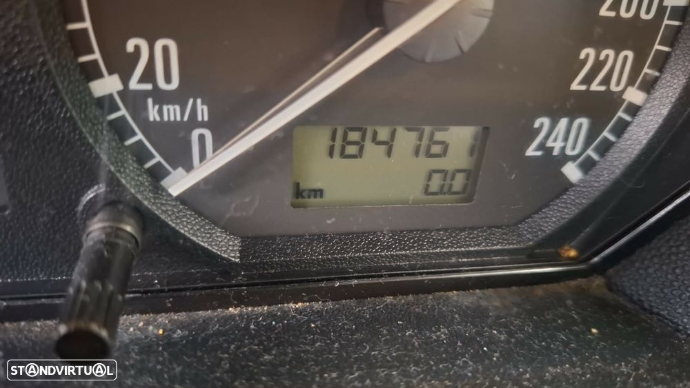 Skoda Fabia Break 1.4 Elegance AR4 - 8