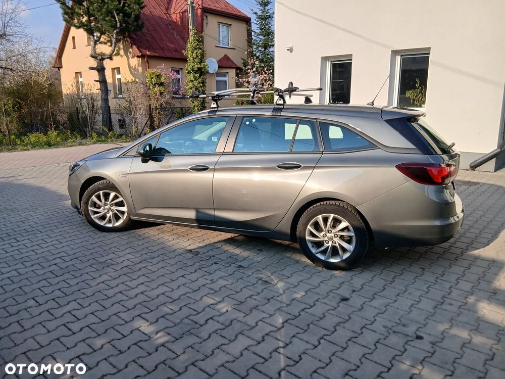Opel Astra 1.2 T Elegance S&S - 22