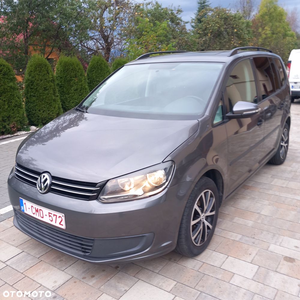 Volkswagen Touran 2011 photo 4