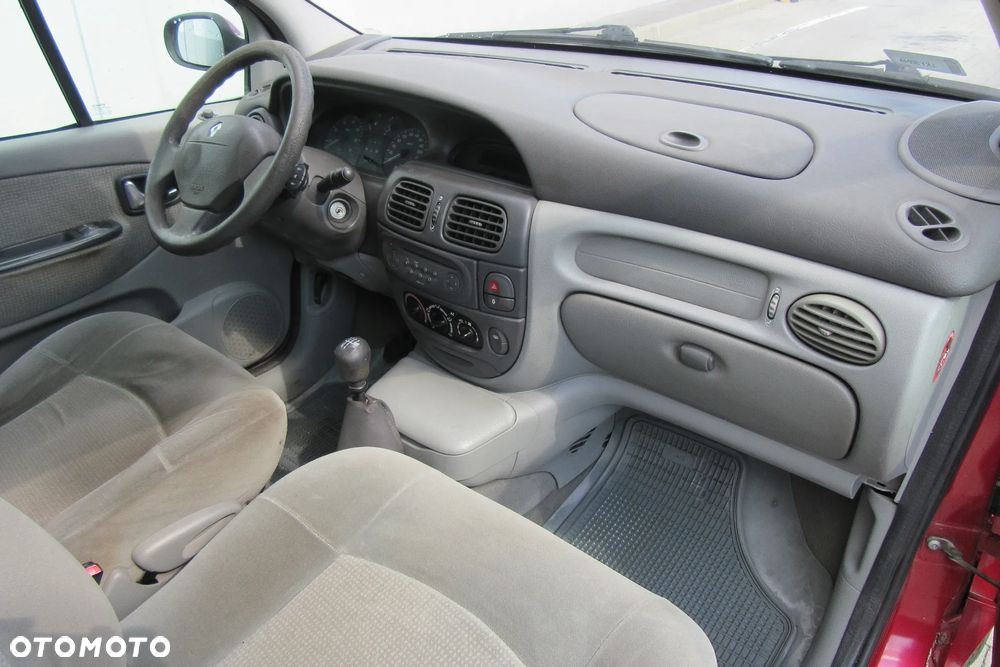 Renault Scenic - 5