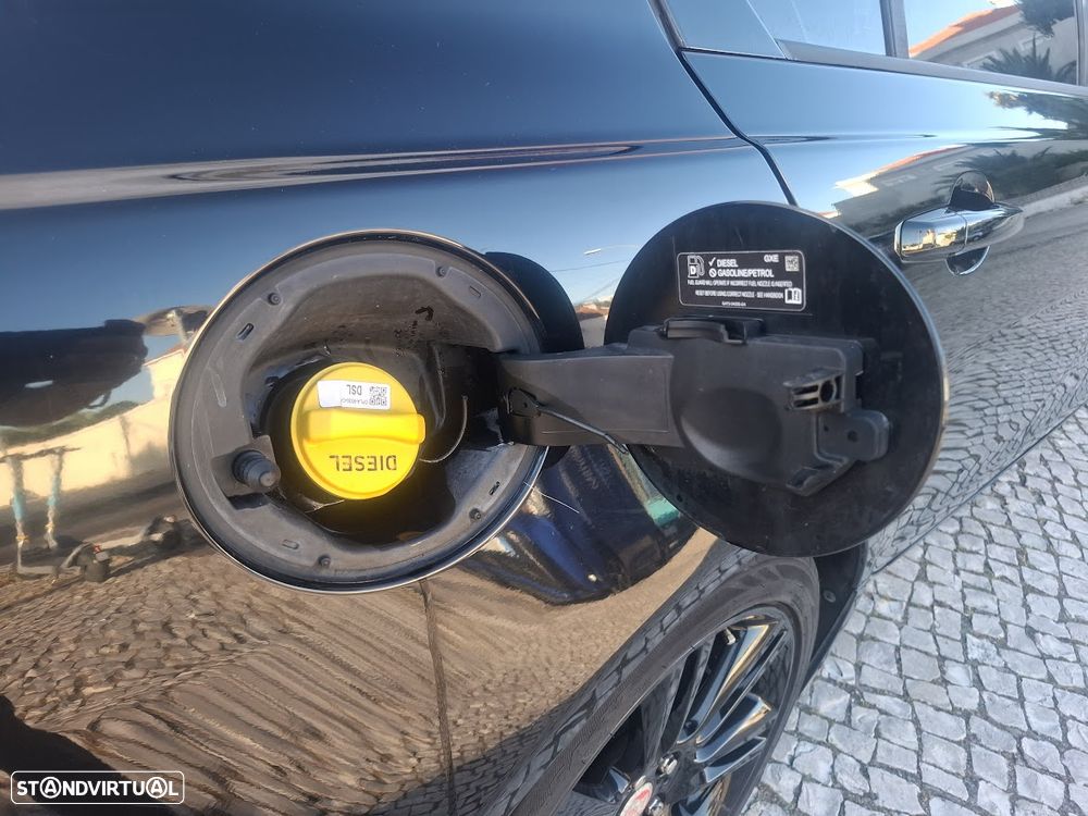 Jaguar XE 2.0 D Prestige Aut. - 51