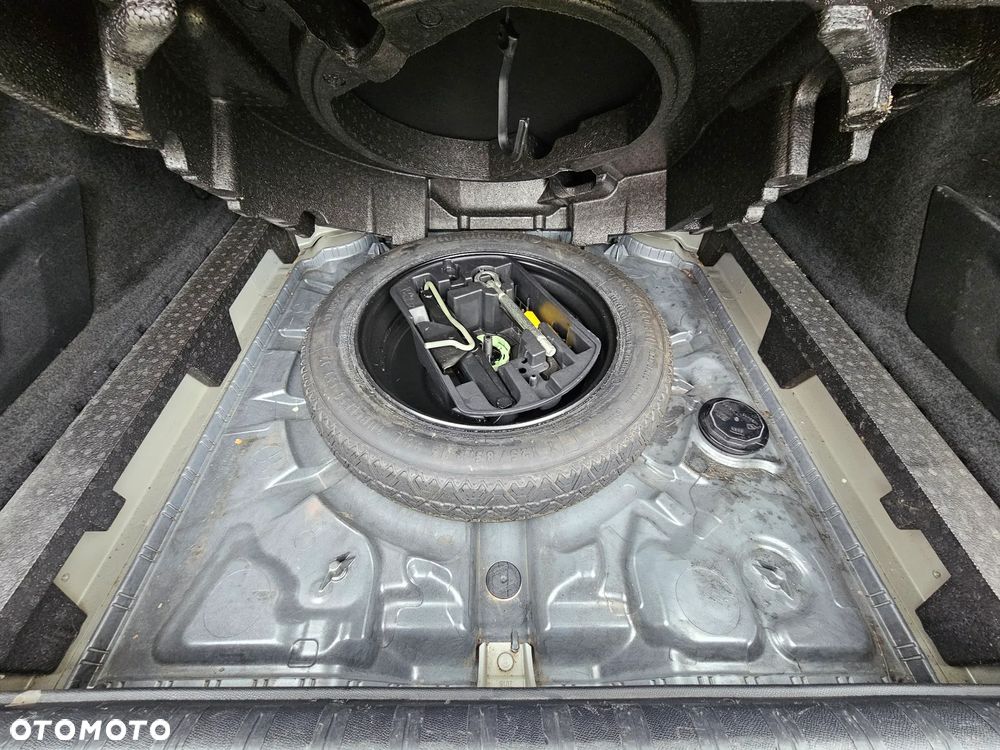 Peugeot 308 e-HDi 115 Stop & Start Allure - 17