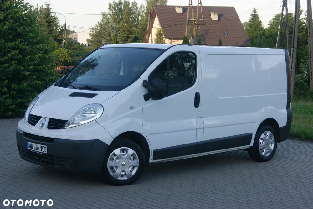 Renault TRAFIC - 9