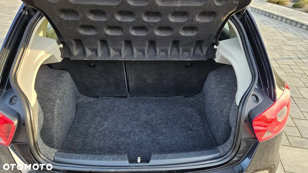 Seat Ibiza 1.4 16V Style - 34