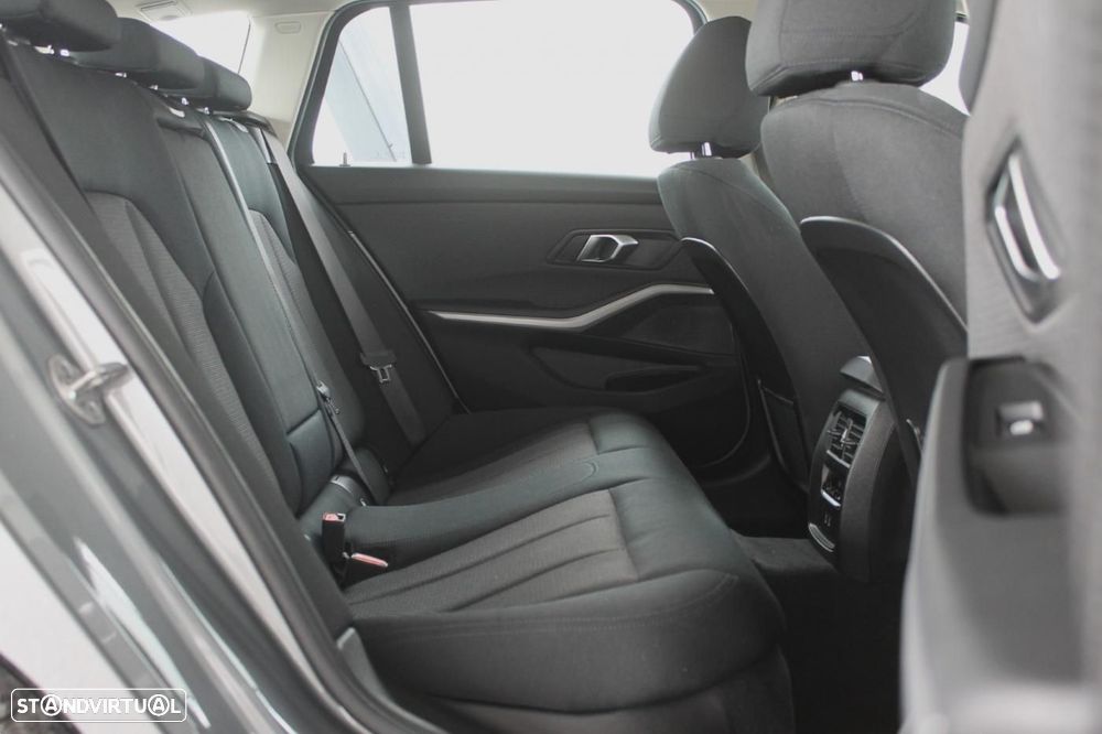 BMW 330 e Corporate Edition Auto - 15