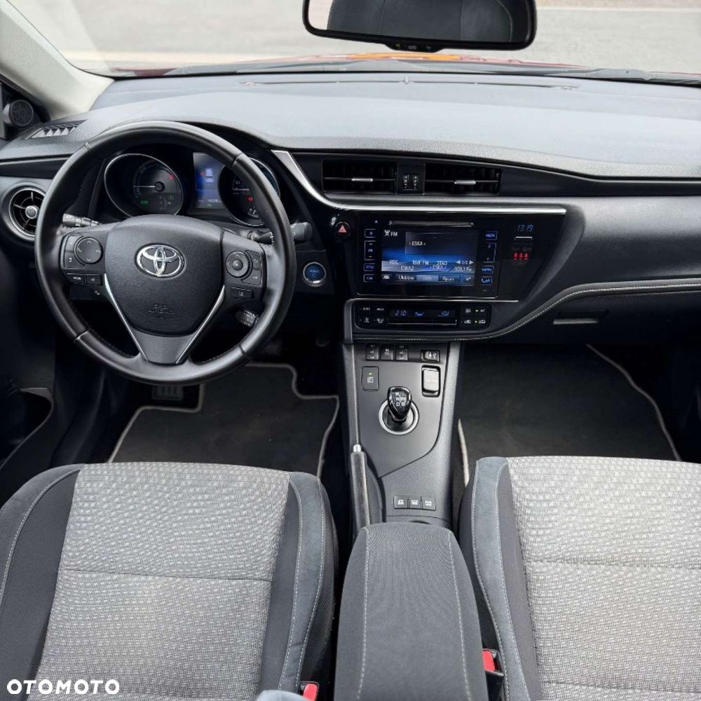 Toyota Auris - 32