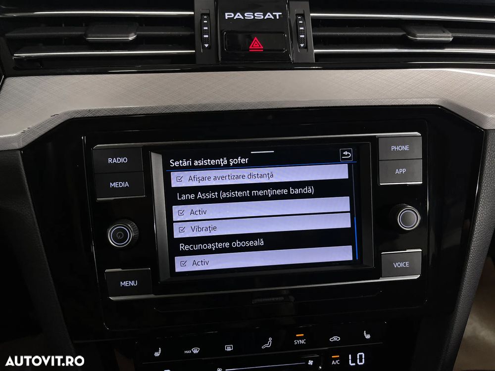 VOLKSWAGEN Passat 2023 — imagine 44