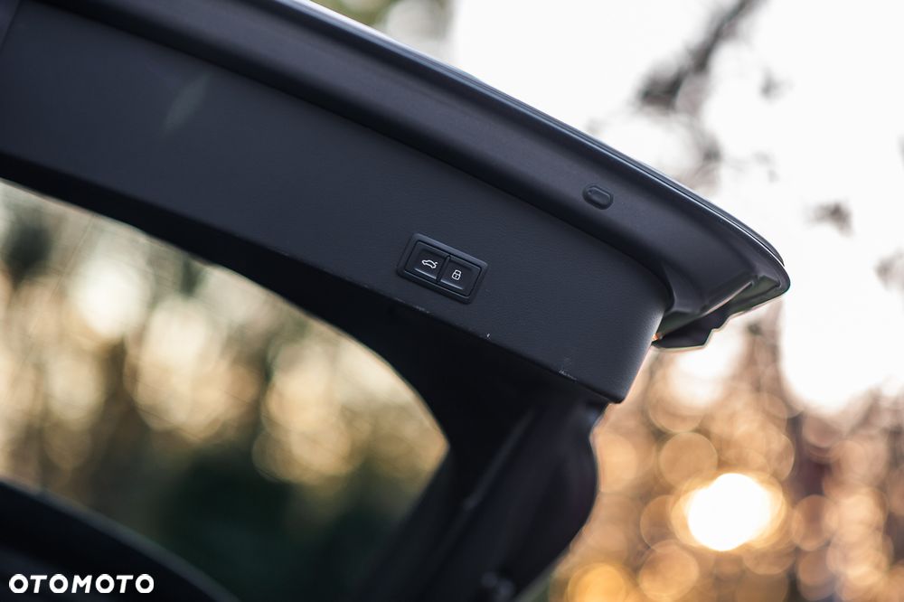 Audi A6 Avant 2.0 TDI ultra S tronic - 12