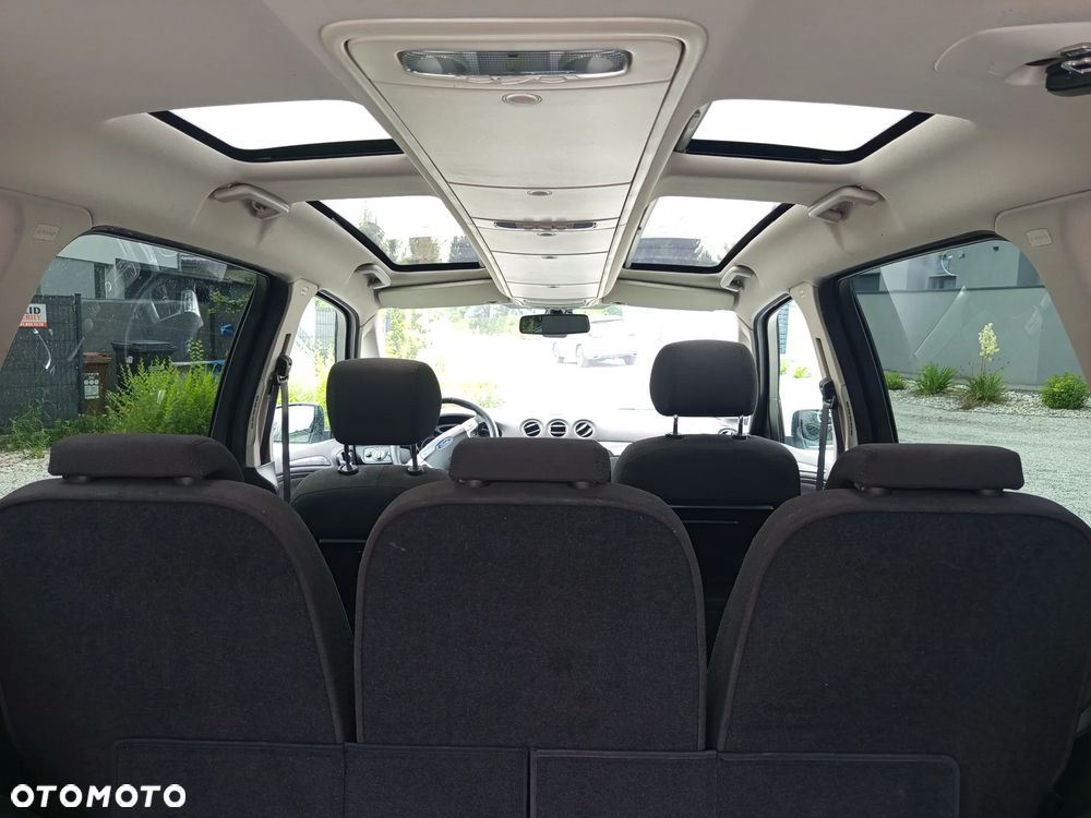 Ford Galaxy 2.0 TDCi Platinium X (Titanium) - 6