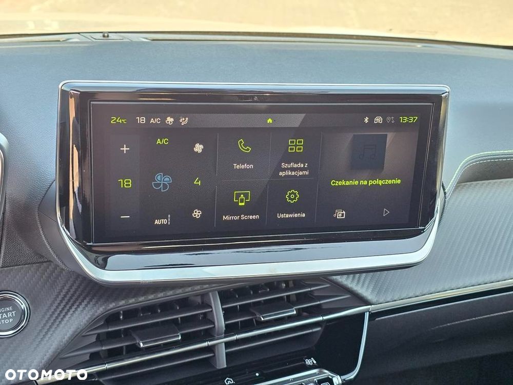 Peugeot 208 1.2 mHEV GT - 19