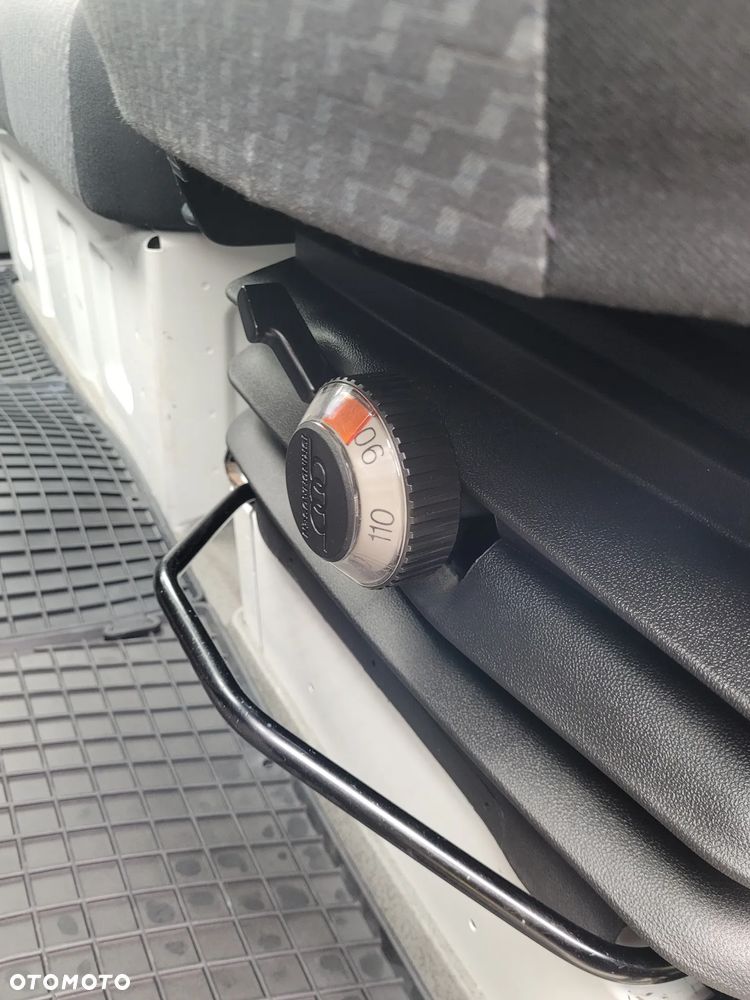 Volkswagen Crafter - 17