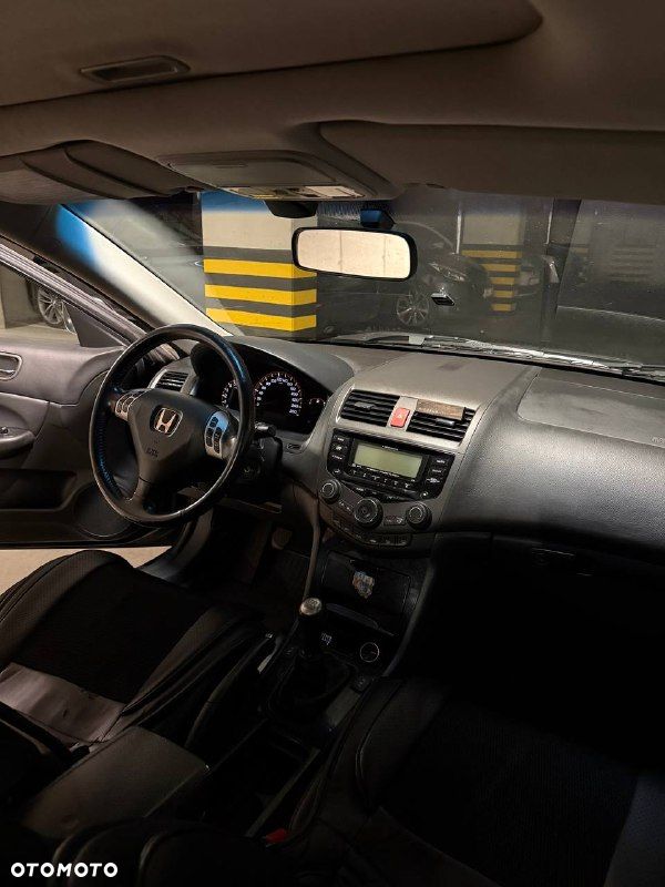 Honda Accord - 16
