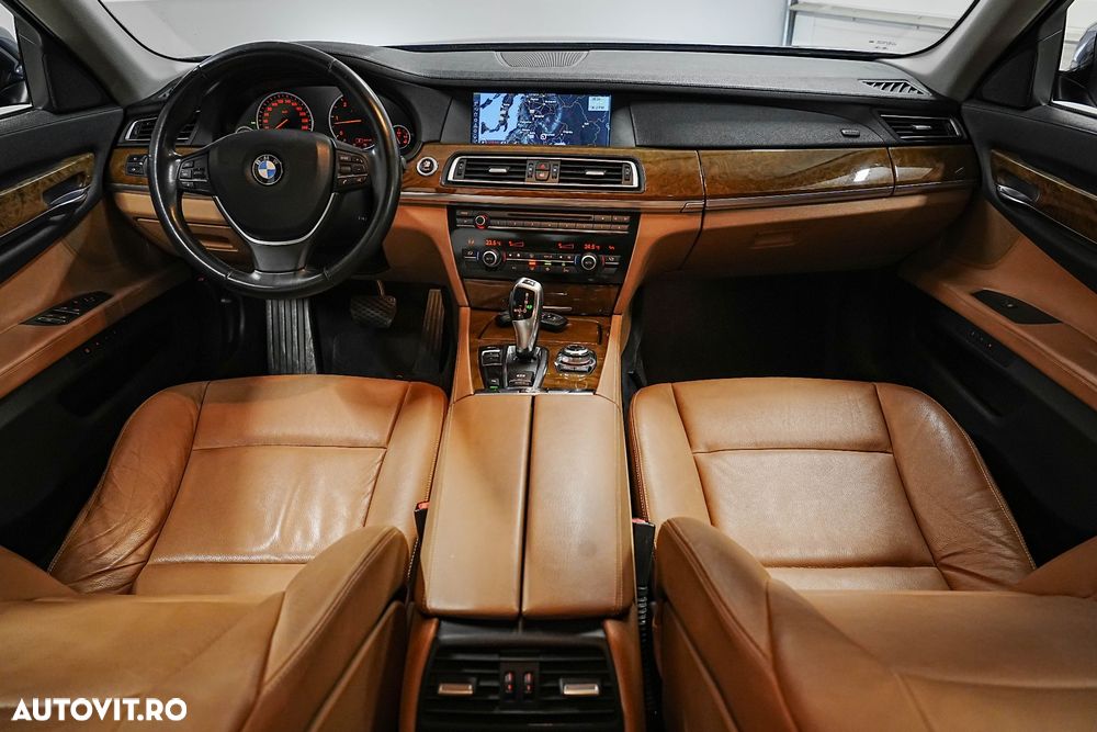 BMW Seria 7 730d - 5