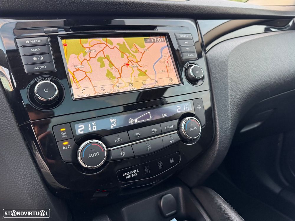 Nissan Qashqai 1.5 dCi N-Connecta J18 - 15