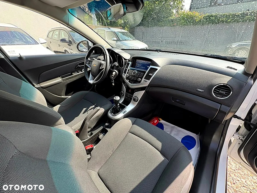 Chevrolet Cruze 1.7TD LT+ - 25