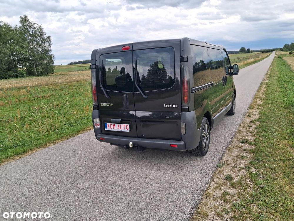 Renault Trafic - 12