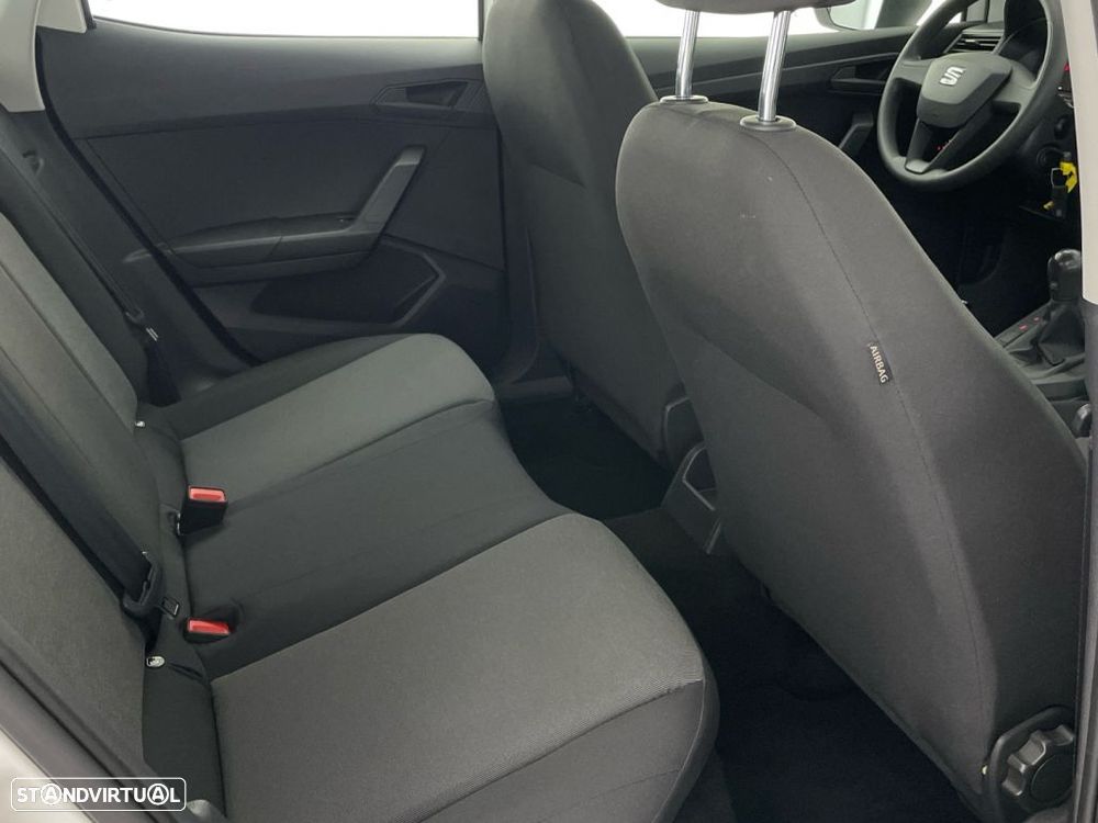 SEAT Arona 1.0 TSI - 24