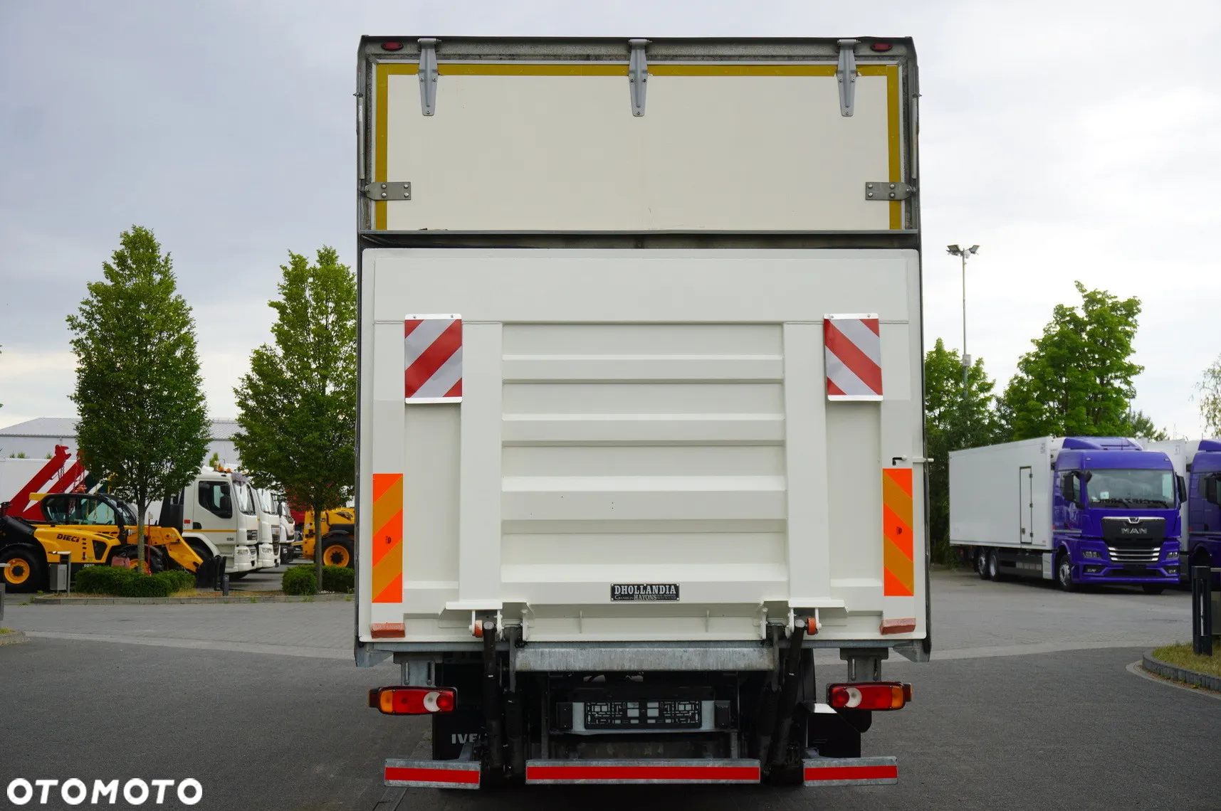 Iveco urocargo 12.210 / Kontener 18 EPAL / 130 tys. km! / Winda Dhollandia 1500 kg - 4