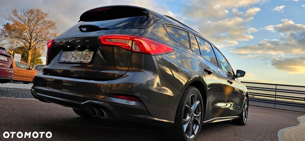 Ford Focus - 22