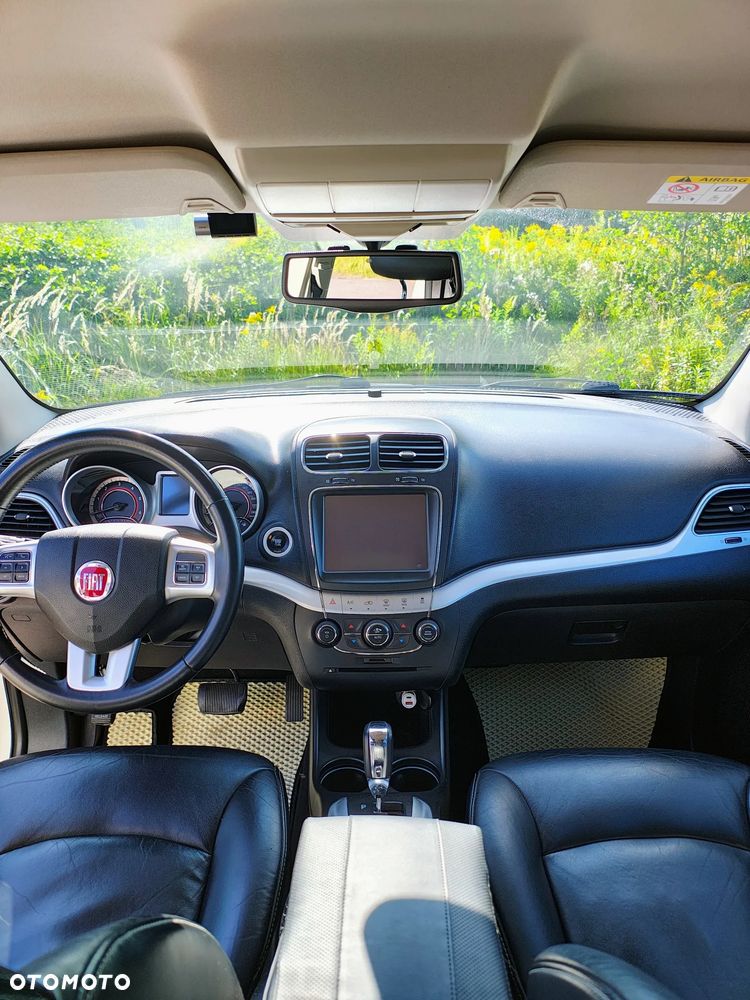 Fiat Freemont 2.0 Multijet Black Code AWD - 12