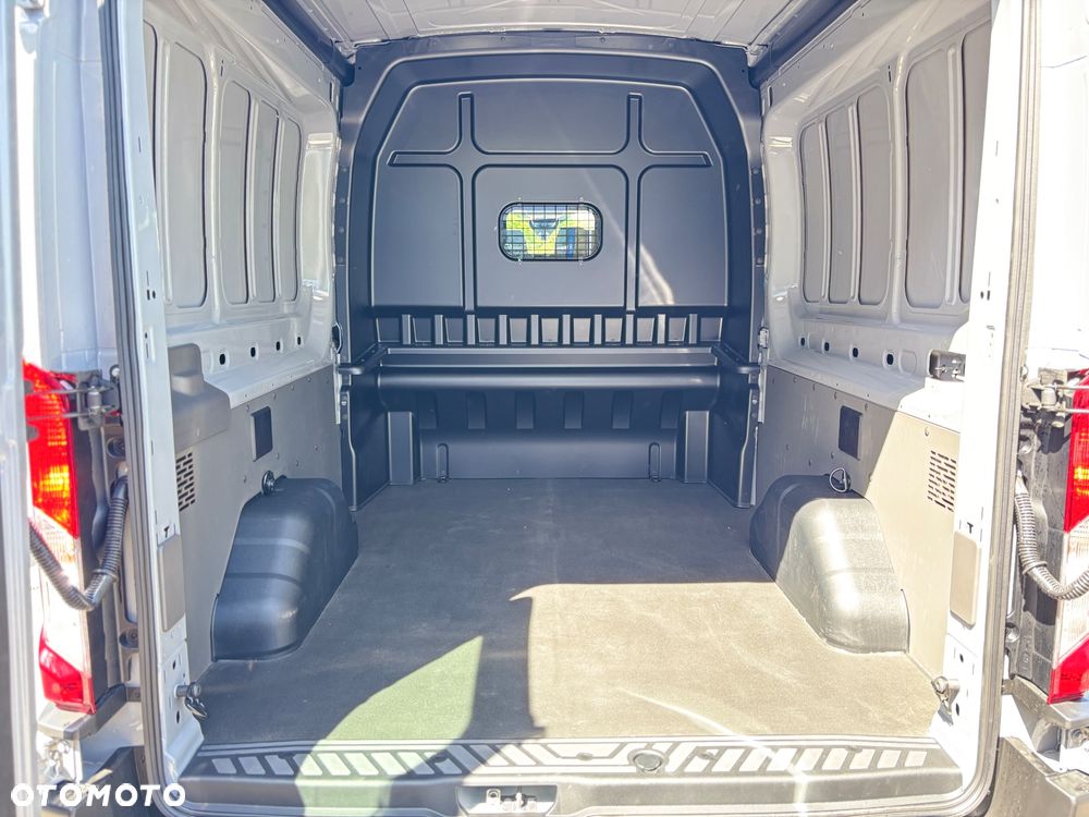 Ford Transit Brygadowy Trend L3 350 2.0 ECOBLUE 130 KM LDT 6.2 M6 FWD - 21