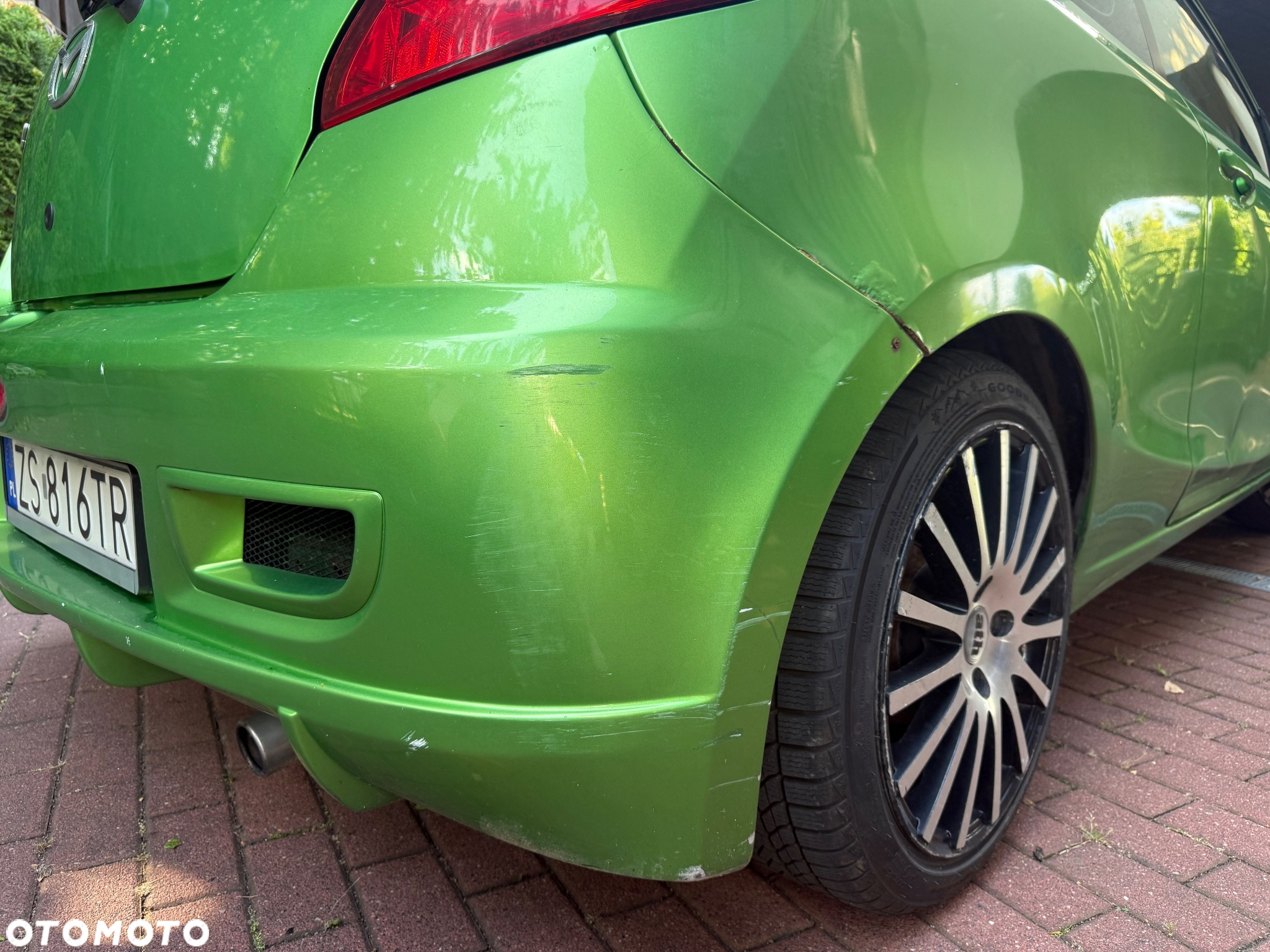 Mazda 2 - 8