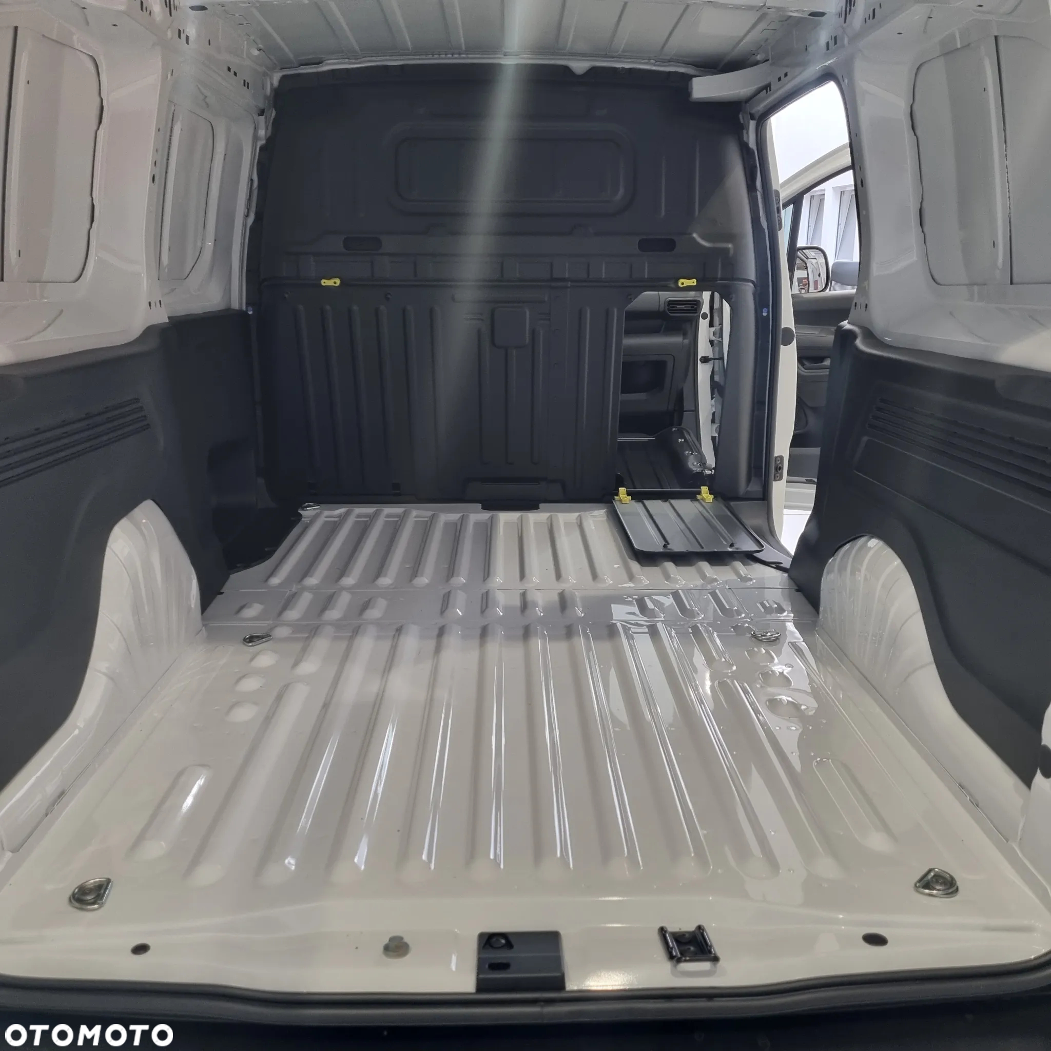Fiat e Doblo L2 750kG, 136KM, akumulator 50 kWh - 9