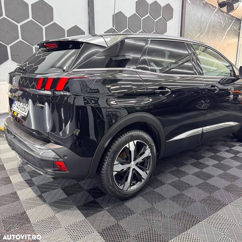 Peugeot 3008 1.6 PureTech Turbo S&S EAT8 GT-Line - 5
