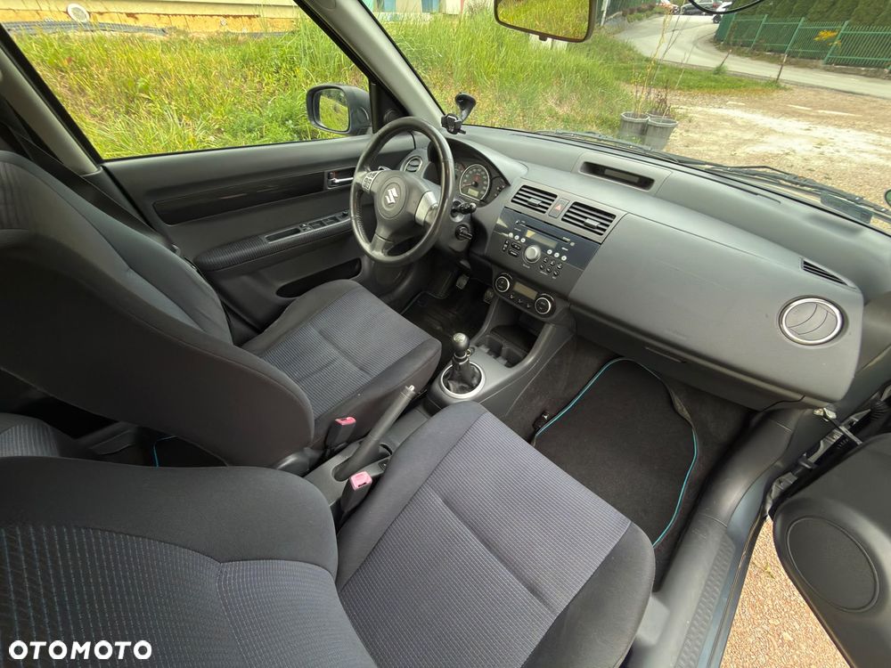 Suzuki Swift - 7