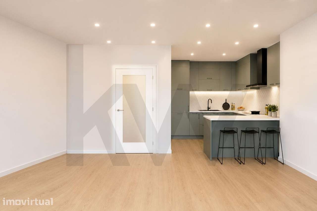 Loja convertida em Apartamento T3 Totalmente Remodelado em Massamá Nor - Grande imagem: 4/21