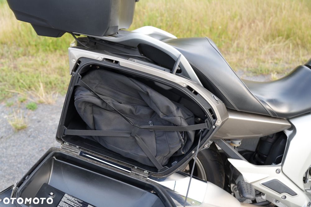 BMW K - 9