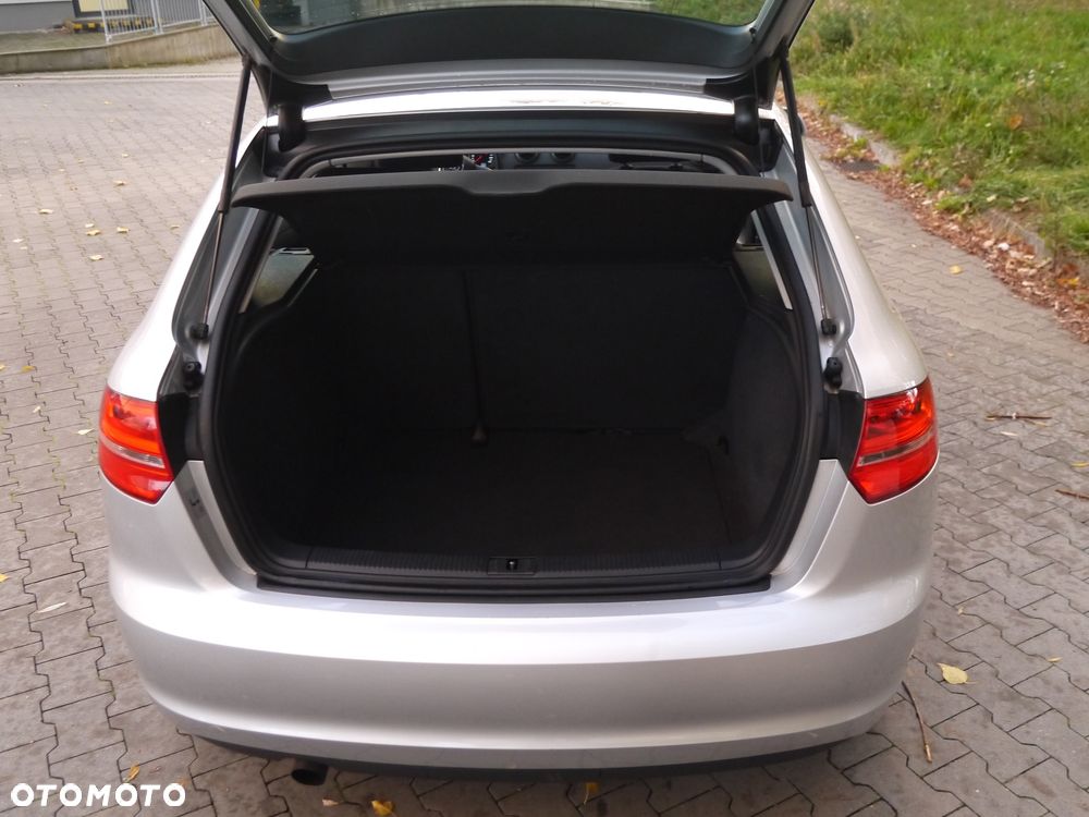 Audi A3 Sportback - 6