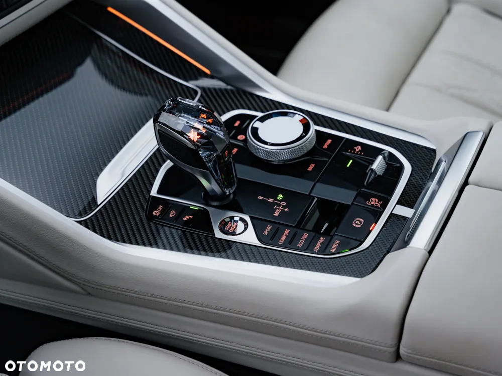 BMW X6 xDrive40d - 10
