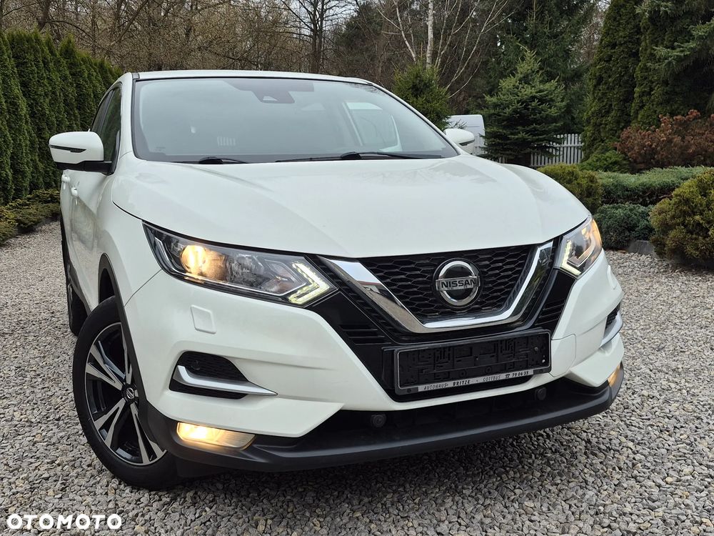 Nissan Qashqai 1.3 DIG-T ZAMA - 1