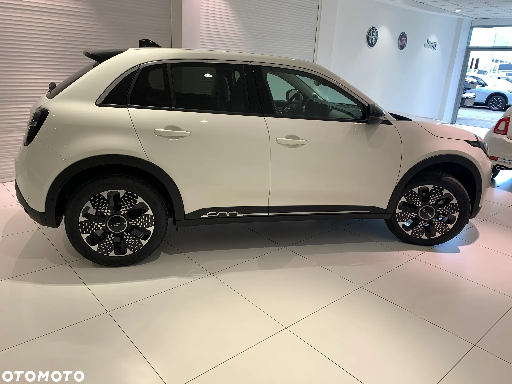 Fiat 600 1.2 Turbo Hybrid La Prima eDCT - 6