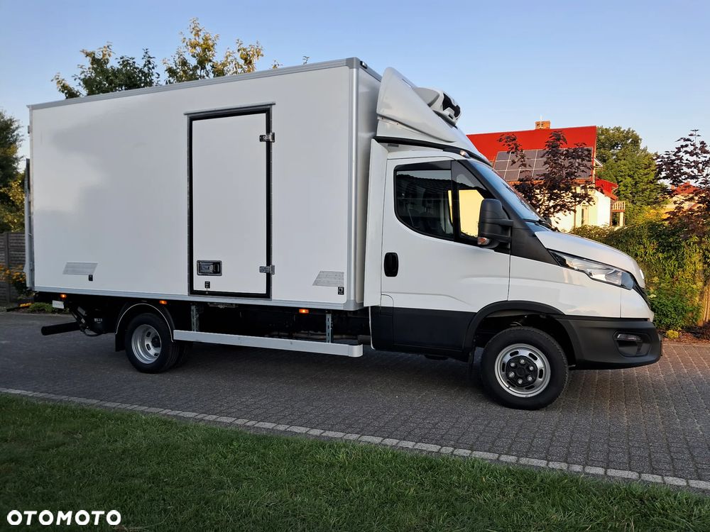 Iveco 50C18 Automat Chłodnia ZANOTTI  Winda 1 TONA Salon Polska - 2