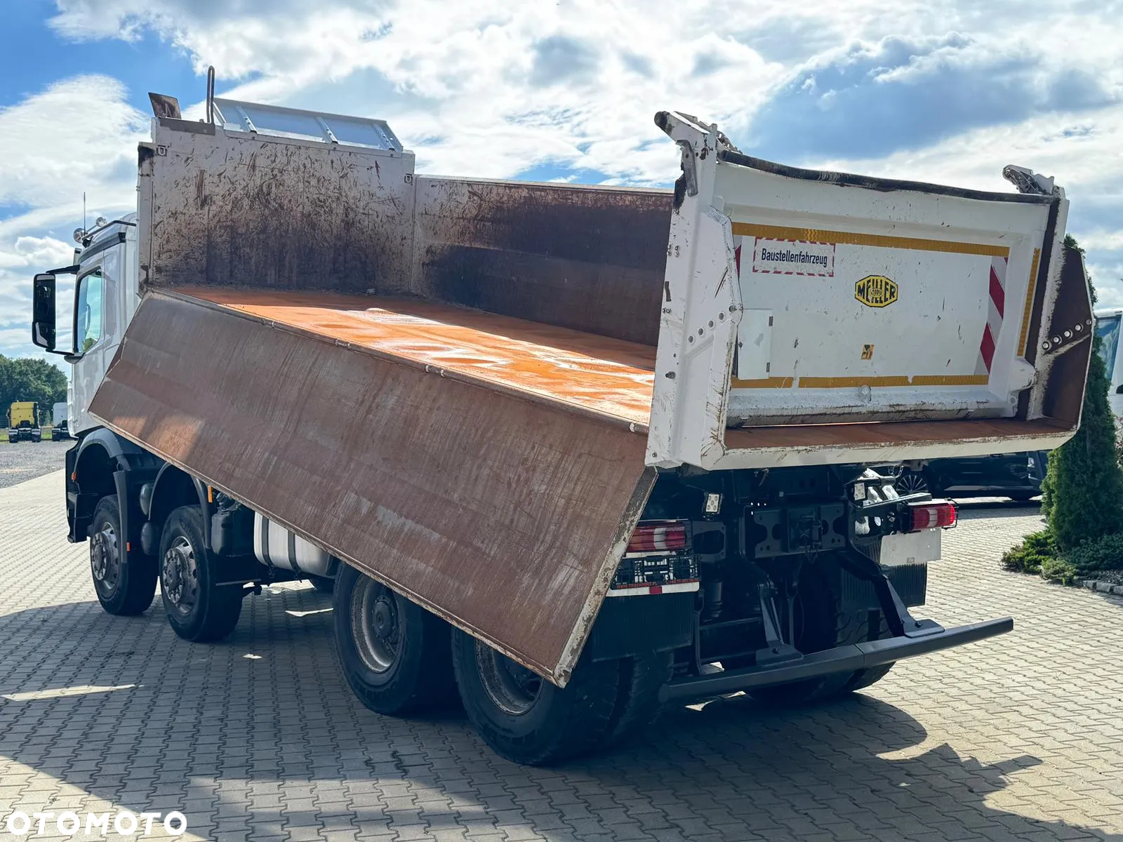 Mercedes-Benz AROCS 4145 8X8 EURO6 WYWROTKA TRÓJSTRONNA Z BORDATIKIEM - 11