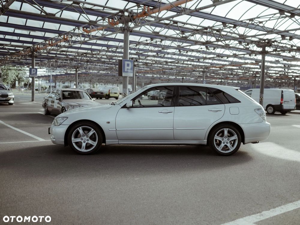 Lexus IS 200 SC Prestige - 2