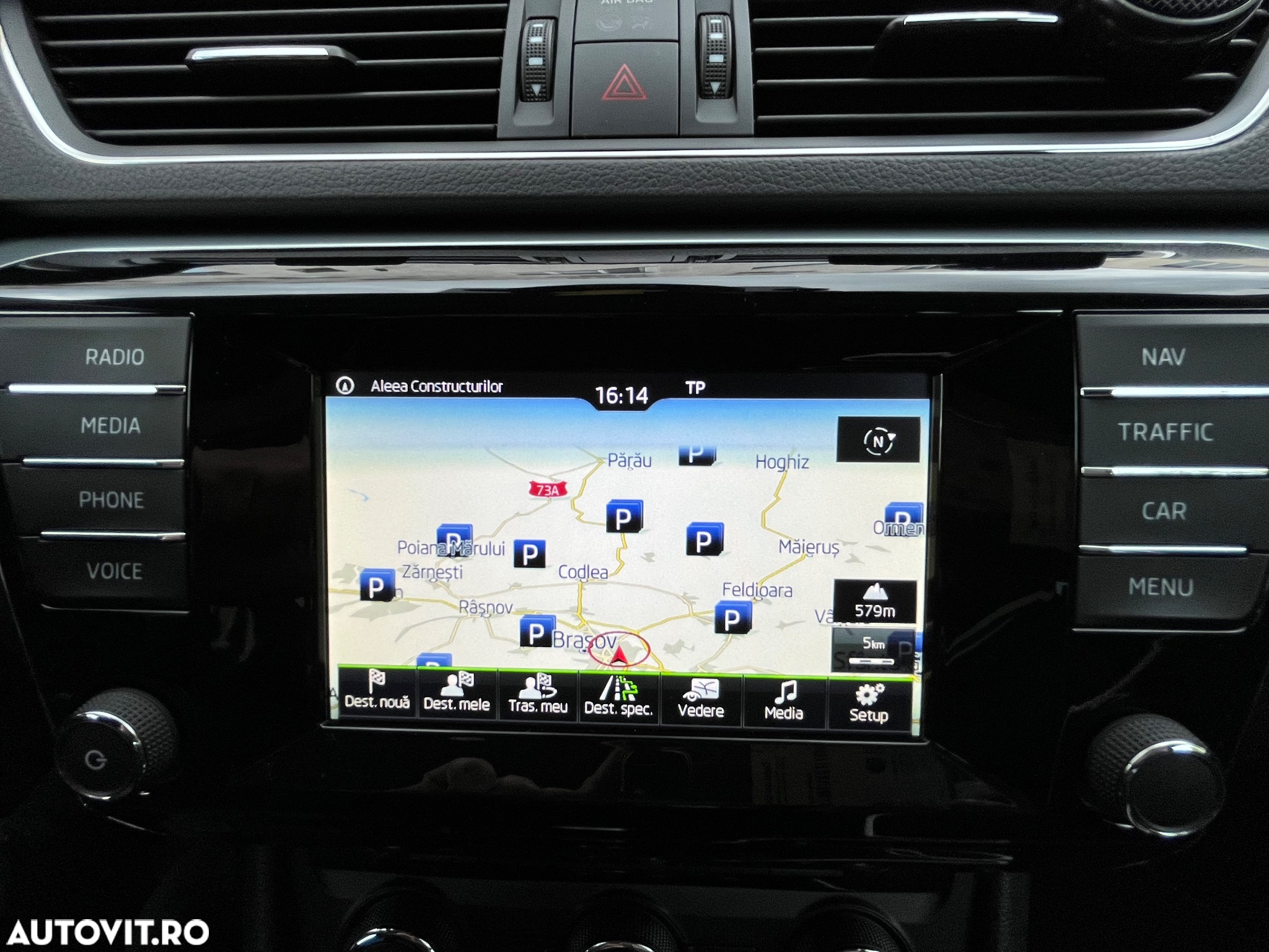 Skoda Superb 2.0 TDI DSG Ambition - 31
