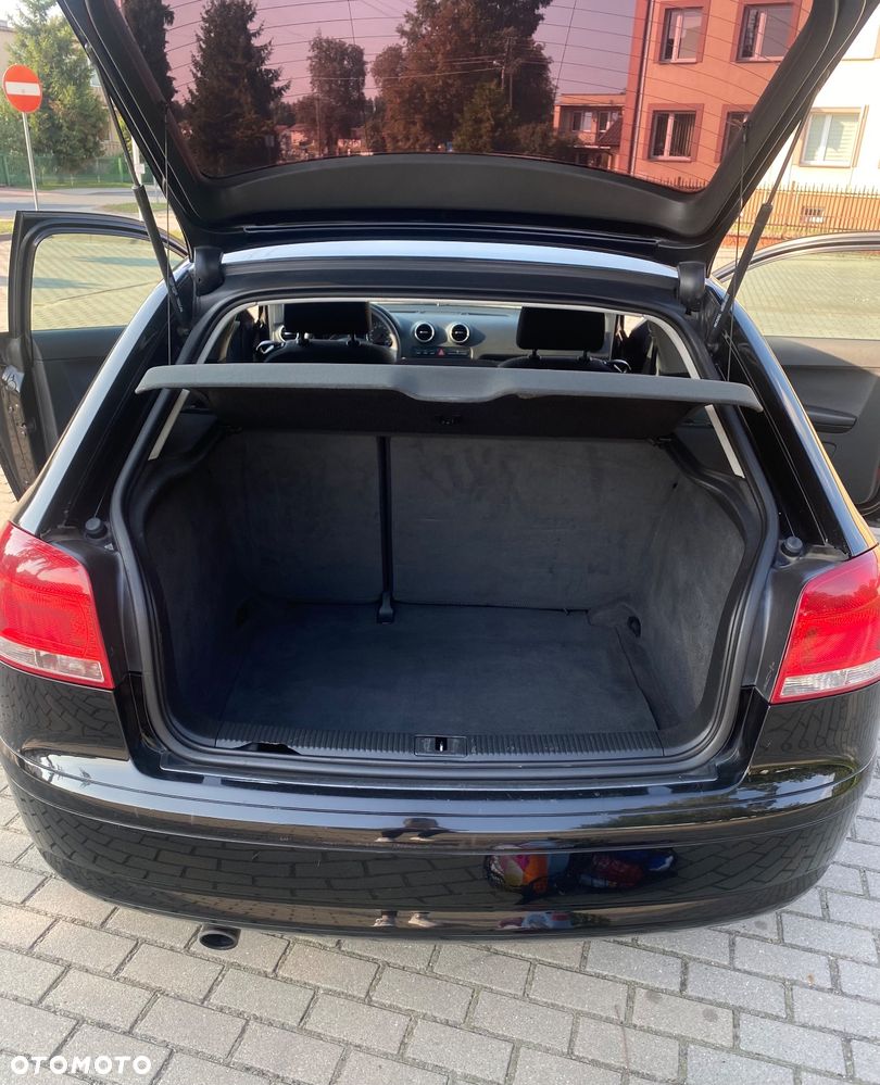 Audi A3 1.6 Ambiente - 14