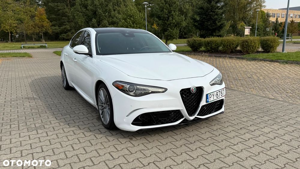 Alfa Romeo Giulia 2.0 Turbo 16V AT8 Veloce - 5
